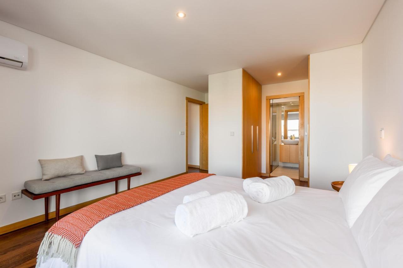 Sunny Loft In Downtown Porto With Private Parking Lägenhet Exteriör bild