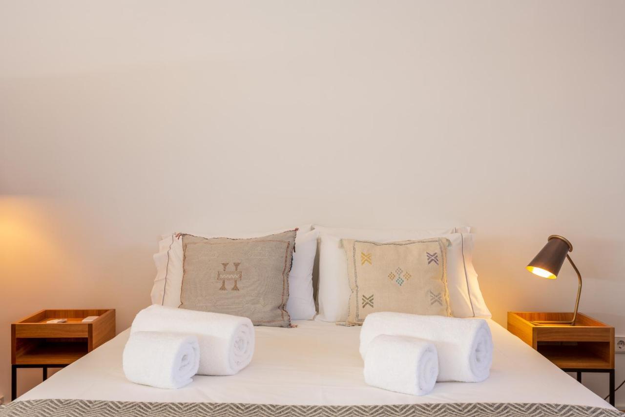 Sunny Loft In Downtown Porto With Private Parking Lägenhet Exteriör bild